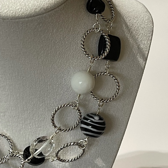 Handmade Murano Glass Necklace - Picture 4 of 4